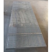 Решетчатый прессованный настил P 33x33 / 25x2 мм Ст3 СТО 23083253-003-2008