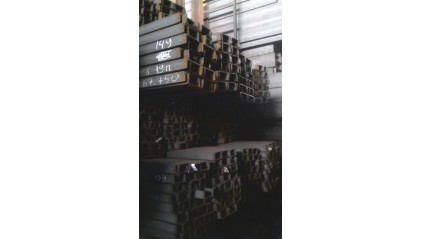 швеллер стальной равнополочный горячекатаный 24У С235 купить в Санкт-Петербурге