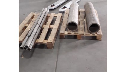 трубу нержавеющую пищевую бесшовную 20x2,2 мм AISI 430 купить в Санкт-Петербурге