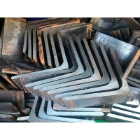 Уголок стальной гнутый равнополочный 100x100x5 мм Ст3пс ГОСТ 19771-93